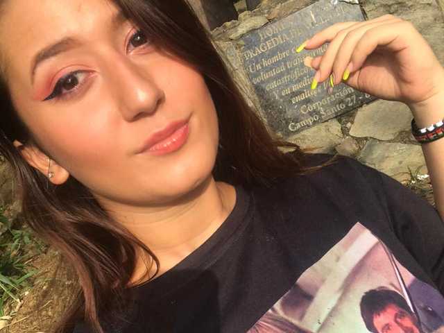 תמונה של הפרופיל JessaJones