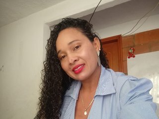 צ'אט וידאו ארוטי jesy-gomez