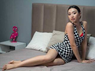 צ'אט וידאו ארוטי JinuaSol