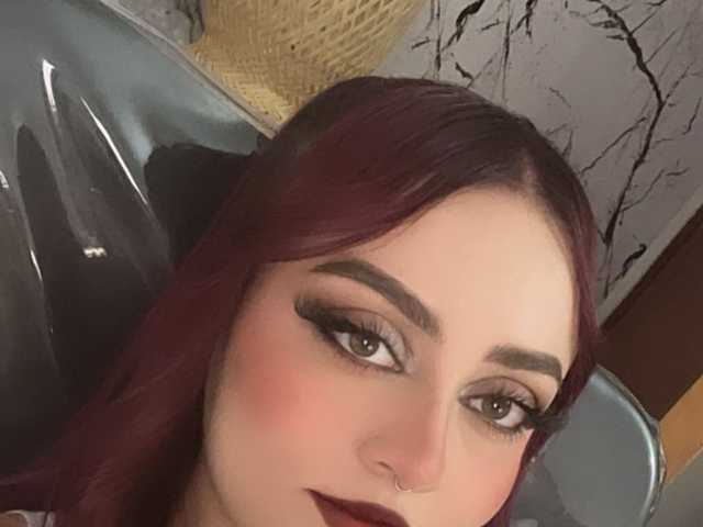 תמונה של הפרופיל JohanneBlack