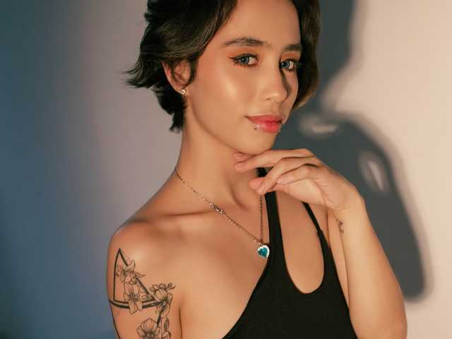 תמונה של הפרופיל JuanaReed