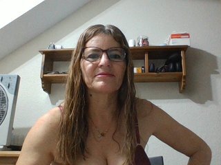 צ'אט וידאו ארוטי JuanitaWouti