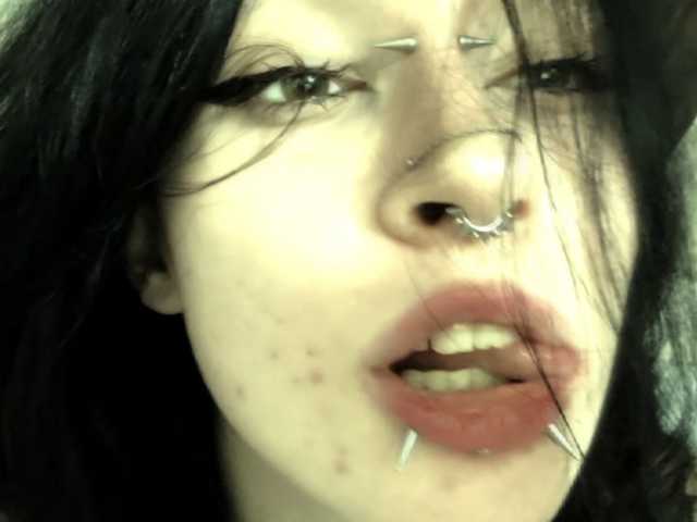 תמונה של הפרופיל Juicy-Vikki