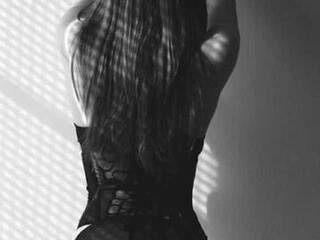 צ'אט וידאו ארוטי JuicyCherry156