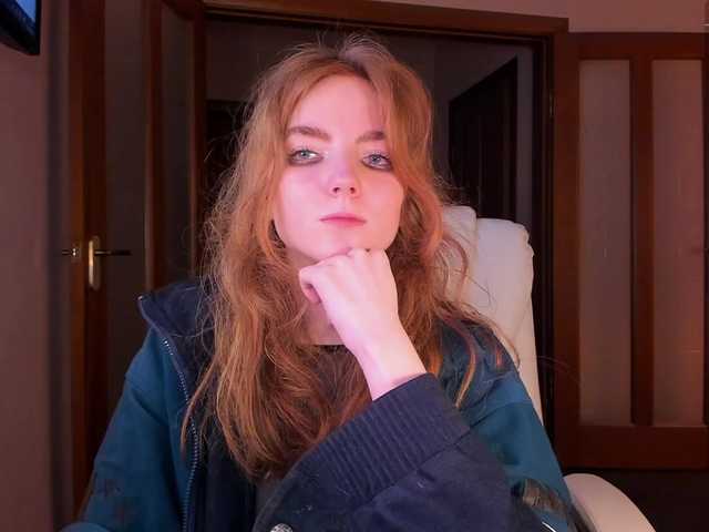 צילומי מסך משודרים JuliaJuly