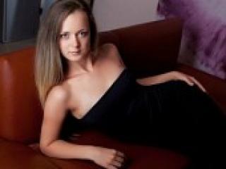צ'אט וידאו ארוטי julia88