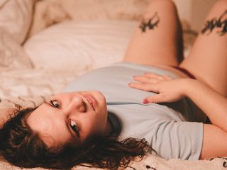 צ'אט וידאו ארוטי JuliaGiez