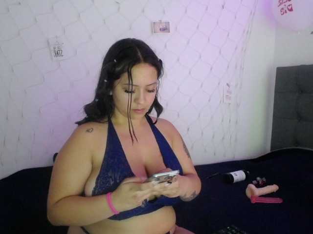 צילומי מסך משודרים JulianaCruz