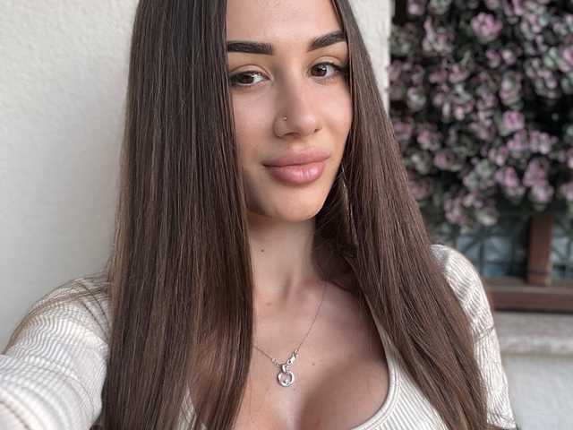 תמונה של הפרופיל JuliaQuin