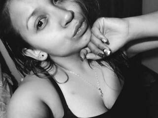 צ'אט וידאו ארוטי JULIAVEGA1