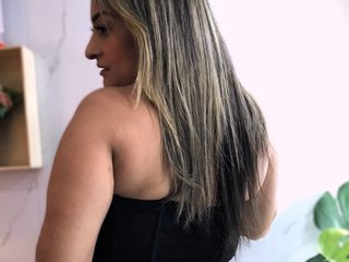 צ'אט וידאו ארוטי Julietacollins