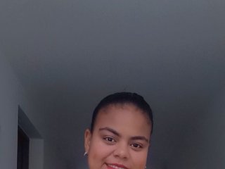 צ'אט וידאו ארוטי julietanoir