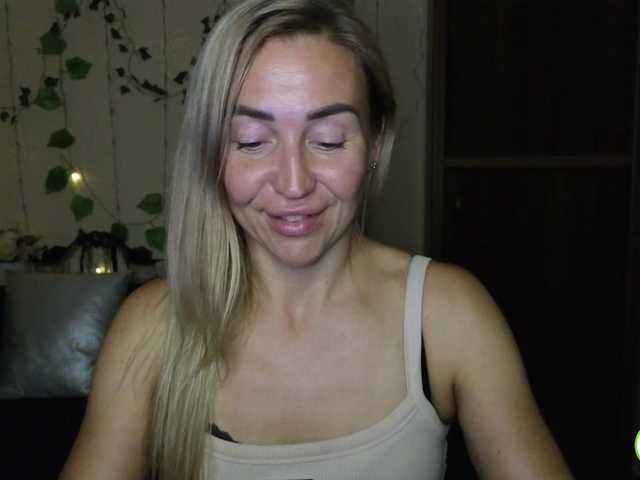 צילומי מסך משודרים Jullyblondkiss