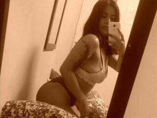 צ'אט וידאו ארוטי juls-candy