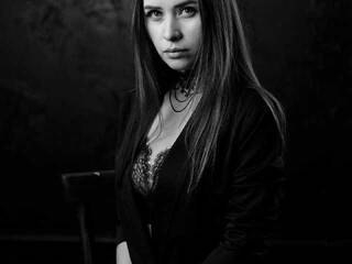 צ'אט וידאו ארוטי Juventta