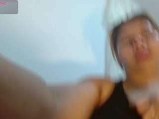 צ'אט וידאו ארוטי KaillyPariss