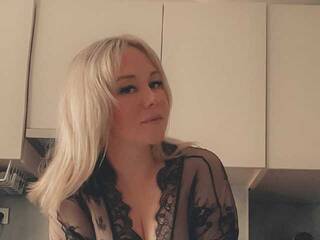 צ'אט וידאו ארוטי kally-mess