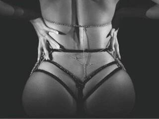 צ'אט וידאו ארוטי karamelka94