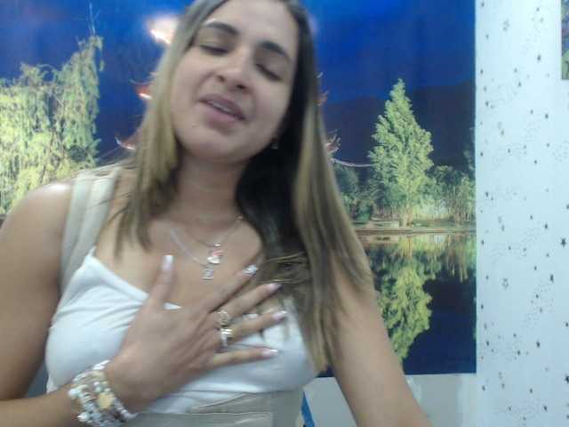 תמונות KarenSweet21 give me pleasure for both holes