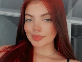 צ'אט וידאו ארוטי KarinaRain