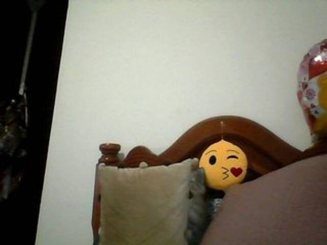 צילומי מסך משודרים Karla-Madox