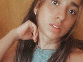 צ'אט וידאו ארוטי KarlaIce