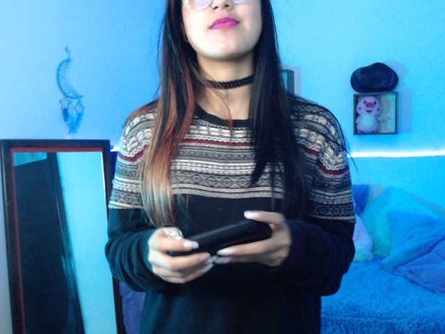 צילומי מסך משודרים Karlett-Moon