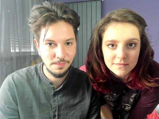 צ'אט וידאו ארוטי karloaa