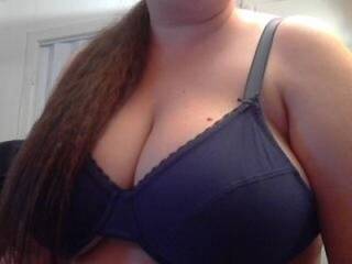 צ'אט וידאו ארוטי xlina1