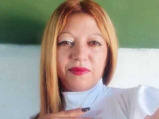 צ'אט וידאו ארוטי KarolMegan