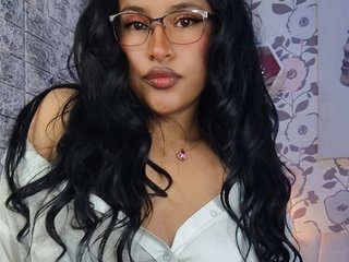 צ'אט וידאו ארוטי Kassandraa----