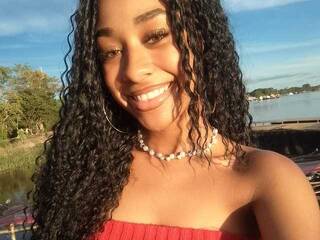 צ'אט וידאו ארוטי kataleyaruiz