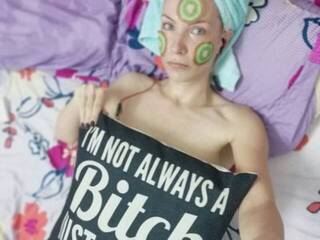 צ'אט וידאו ארוטי KatarinaJ