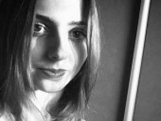 צ'אט וידאו ארוטי kateee17