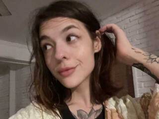 צ'אט וידאו ארוטי KateKollins