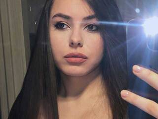 צ'אט וידאו ארוטי Katember