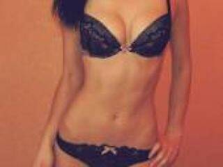 צ'אט וידאו ארוטי katenka9