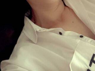 צ'אט וידאו ארוטי -romashka-cat-