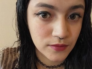 צ'אט וידאו ארוטי kathe-hot