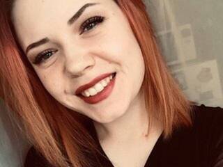 צ'אט וידאו ארוטי KathleenChart