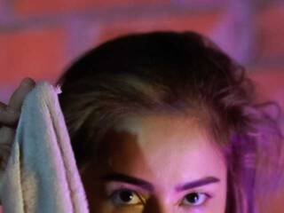 צ'אט וידאו ארוטי Kathy3kat