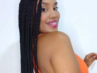 צ'אט וידאו ארוטי KatiaPinheiro