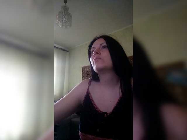 צילומי מסך משודרים KatieMacAlist