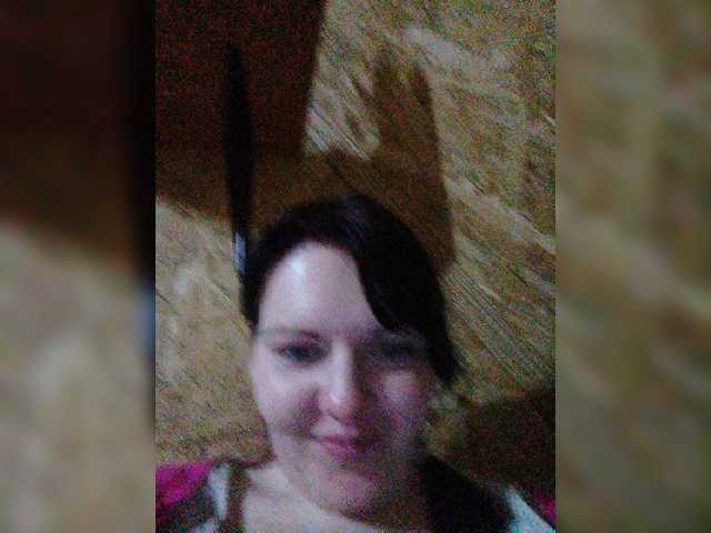 צילומי מסך משודרים KatieMacAlist