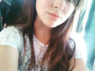 צ'אט וידאו ארוטי Katlin1