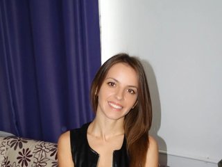 צ'אט וידאו ארוטי MissJoliSourire