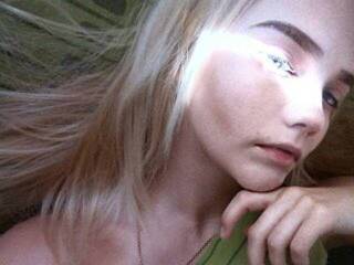 צ'אט וידאו ארוטי KatRanner