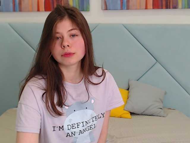 צילומי מסך משודרים KatrinaClark