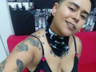 צ'אט וידאו ארוטי katrinalnk