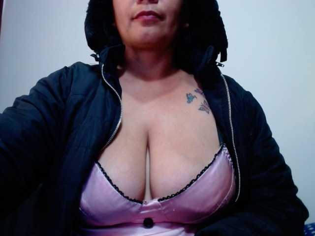 צילומי מסך משודרים KattaHorny